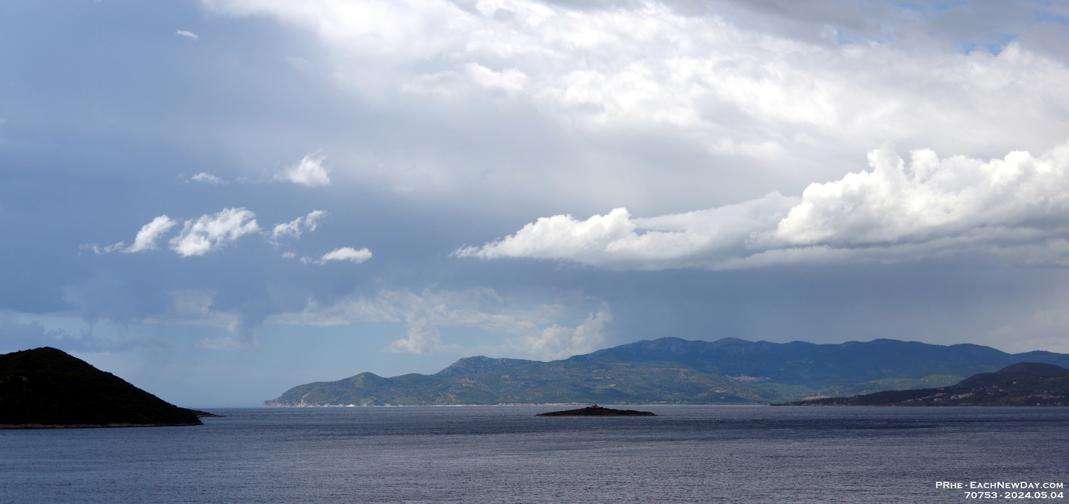 70753RoCrLe - Footsteps of Paul - On the Celesteyal Discovery, passing through the Strait of Samos
